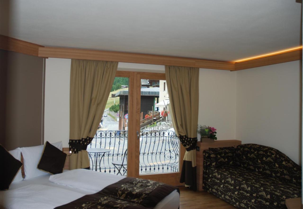 Hotel Bondi Livigno Exterior photo