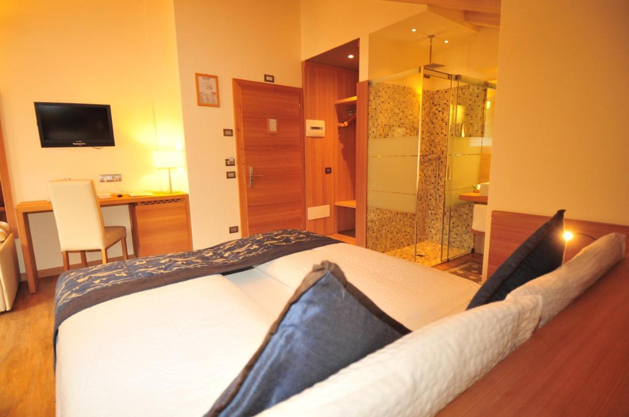Hotel Bondi Livigno Exterior photo